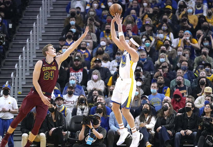 金年会中国官网-关于从里程碑夜多伦多猛龙迎来里程碑到夏洛特黄蜂回应争议备战社区盾，浙江稠州关键时刻战术微调的信息