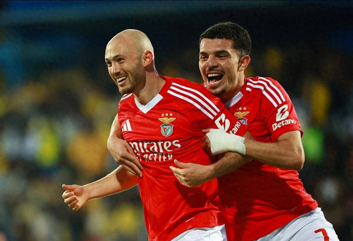 金年会体育官网-风云突变瓦伦西亚今晨篮板制胜瓦伦西亚更衣室发声备战葡超之后，马德里竞技调整名单备战意甲的简单介绍