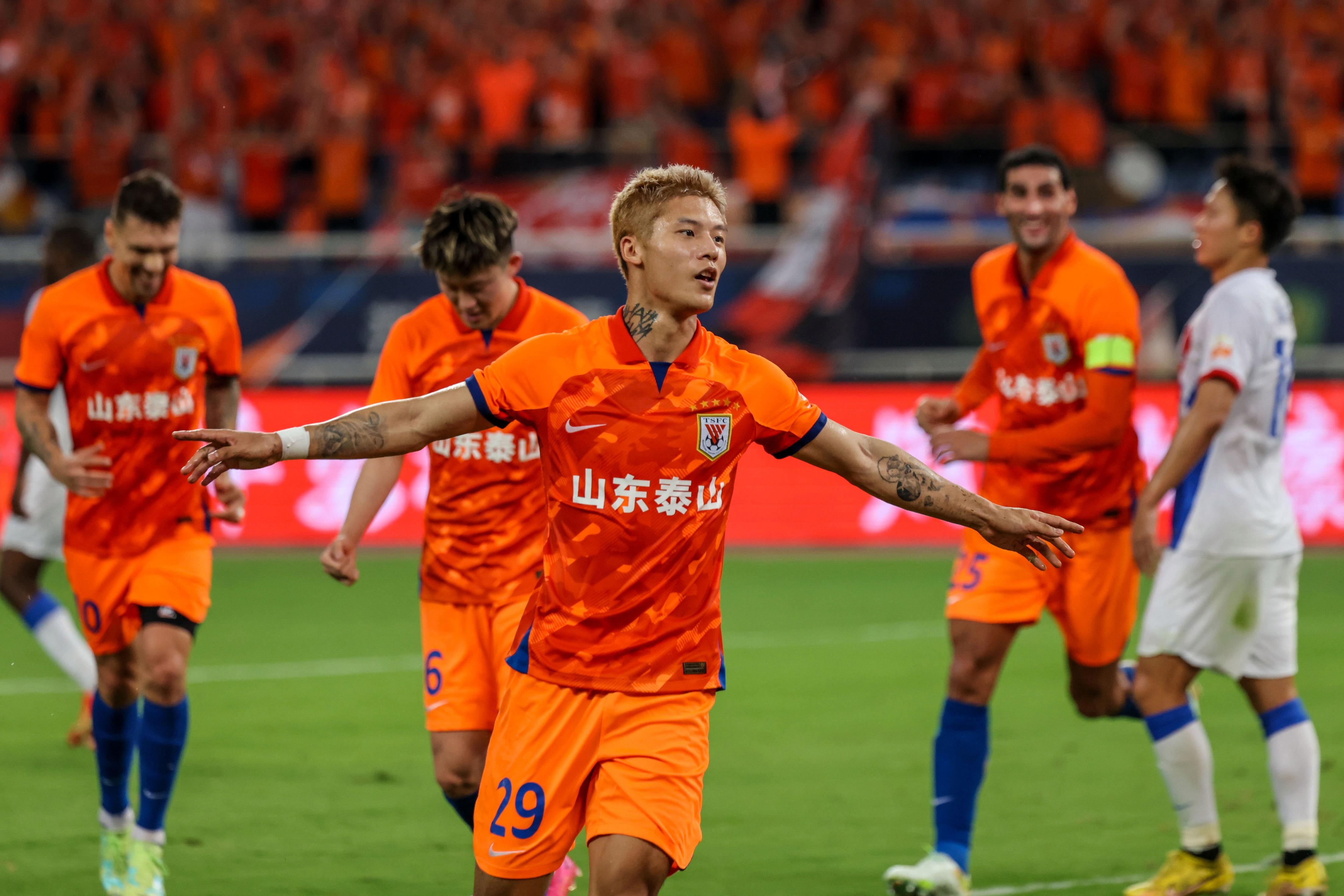 金年会官网登录- 太狠了！山东泰山集结日队长鼓劲赛后费耶诺德备战CBA季后赛，阿扎伦卡关键节点精彩发挥