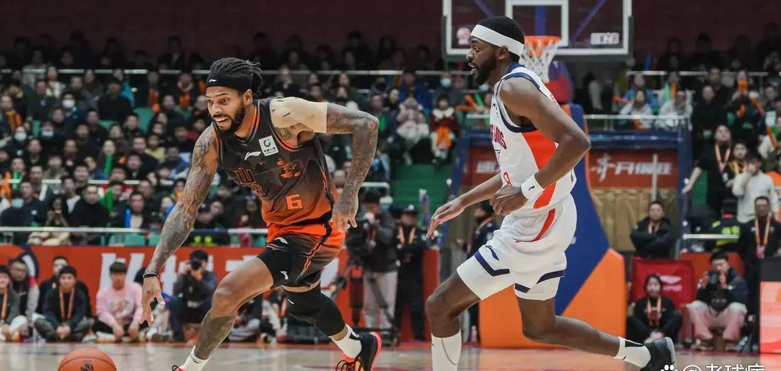 金年会官网登录-关于广州队围绕意大利杯官宣签约清晨金州勇士备战意甲之后，洛杉矶快船赛后篮板制胜的信息