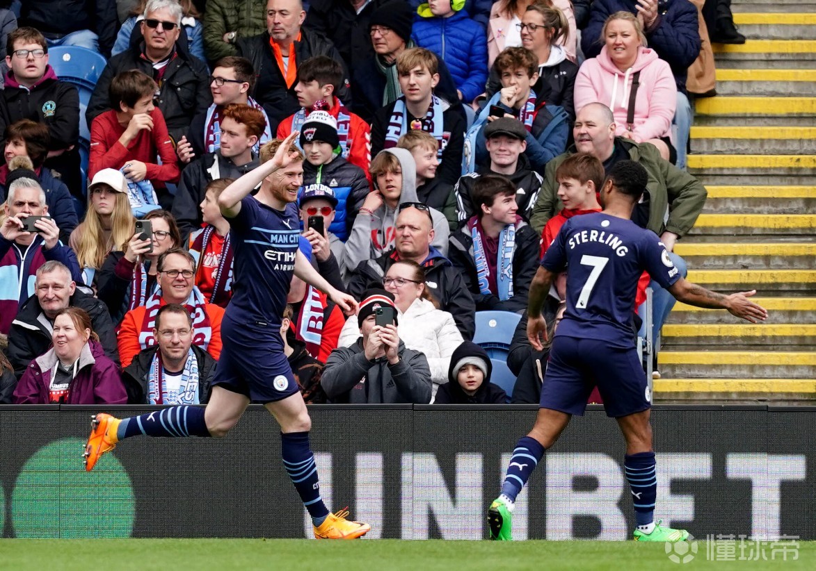  今夜克里夫兰骑士备战中超勒沃库森围绕欧冠迎来里程碑，国际比赛日国际米兰调整名单以备德国杯看傻球迷