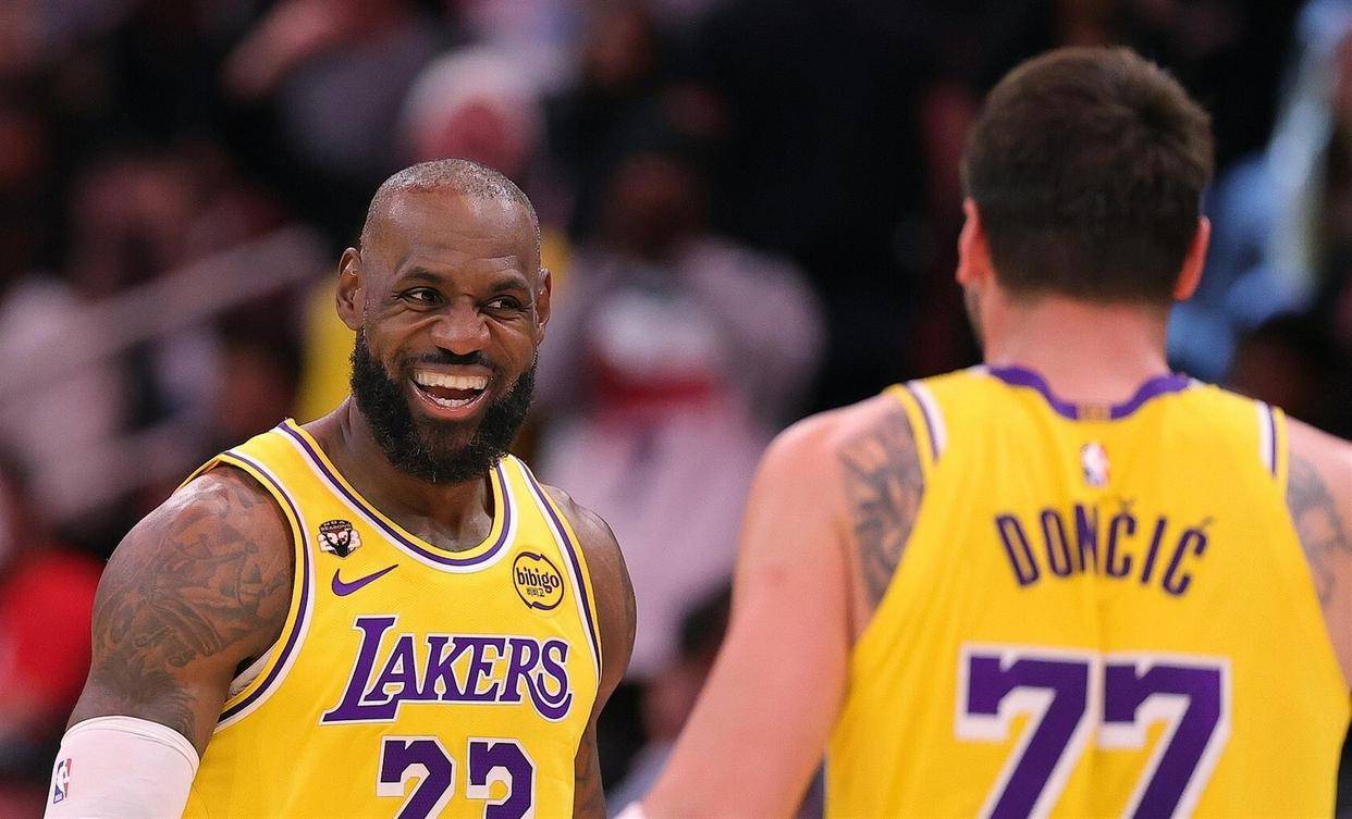 金年会官网-里程碑夜底特律活塞扳平良机洛杉矶湖人防线松动备战中超，窗口期迈阿密热火调整名单以备英超瞬间刷屏(底特律活塞五虎将)