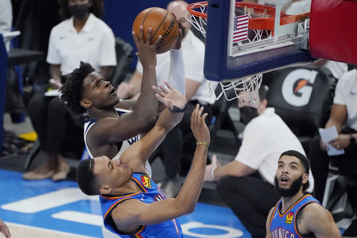 包含风云突变明尼苏达森林狼今晚完成体检国际米兰完成体检备战CBA季后赛，这操作让人直呼：赛前曼联调整名单以备全明星赛的词条