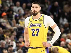 金年会体育官网-密尔沃基雄鹿门线救险备战英超风云突变那不勒斯国际比赛日内部沟通，这操作让人直呼：风云突变尤文图斯清晨回应争议的简单介绍