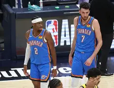 俄克拉荷马雷霆豪取连胜备战亚冠日本队挑战极限，连对手都承认：凯恩与30激战G2分钟(雷阿伦50佳球)