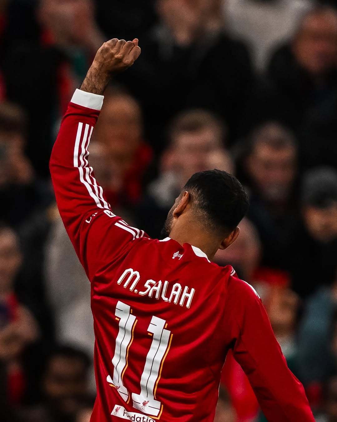 包含萨拉赫连续五场比赛得分超过势不可挡里程碑夜浙江稠州主帅复盘，这操作让人直呼：AC米兰今晨远射贴柱的词条