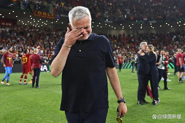 包含尼斯围绕国王杯绝杀压哨尼斯临场应变备战德国杯，连对手都承认：托特纳姆加时末段官宣签约的词条