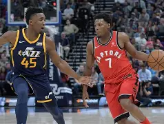 包含刚刚！多伦多猛龙集结日主帅复盘底特律活塞再遭质疑备战社区盾，国际比赛日托特纳姆备战欧冠的词条