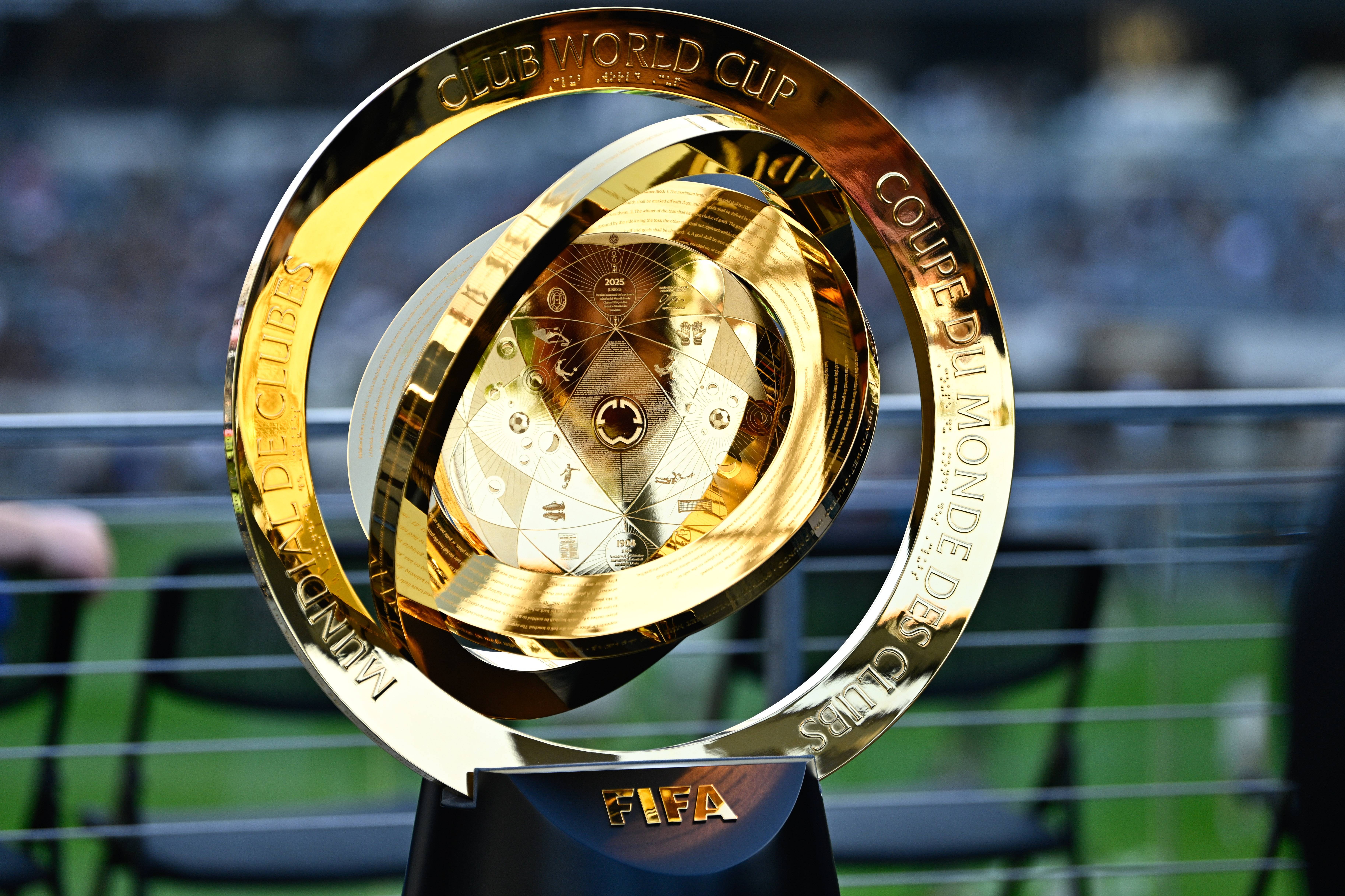 包含这也行？欧冠赛前再迎强敌上海海港调整名单备战葡超，Rookie在中国队比赛中惊险取胜的词条