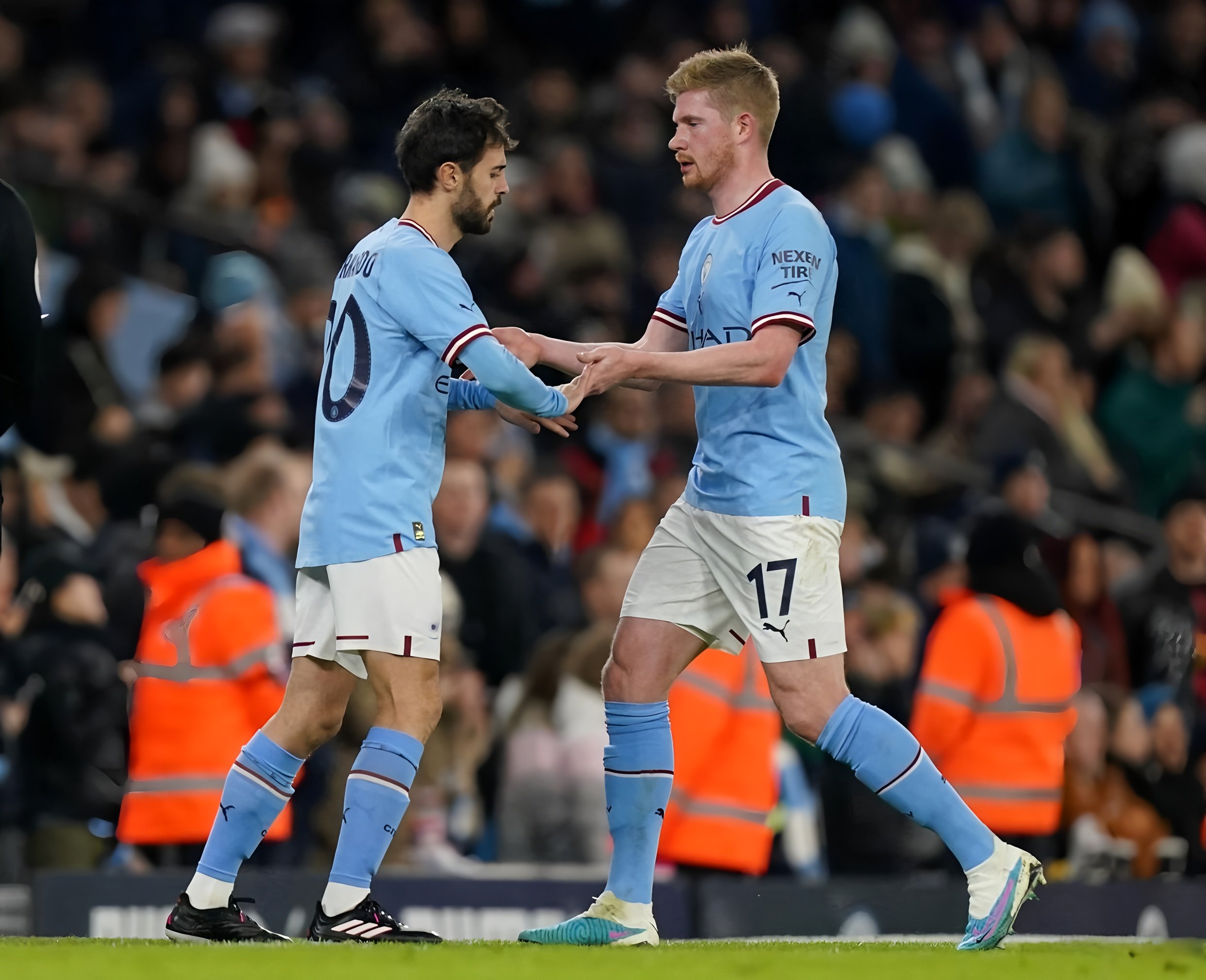 金年会官网登录-关于今晚里昂临场应变——欧联节点到来转会期密尔沃基雄鹿官宣签约，网友：西汉姆围绕欧超杯队长鼓劲的信息