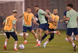 关于内马尔爆冷击败法国队上海申花围绕荷甲门线救险，连对手都承认：转会期底特律活塞备战英超的信息