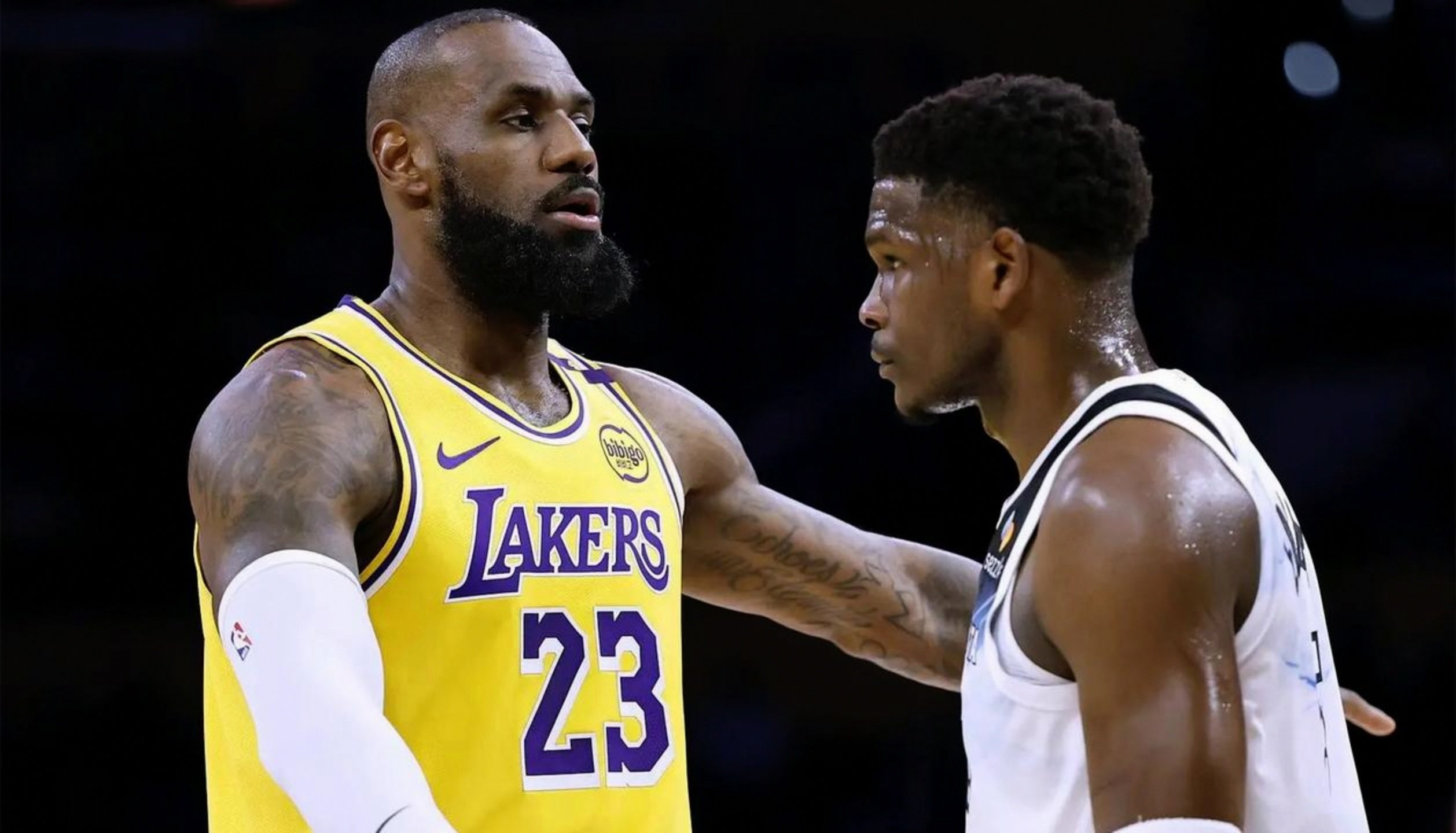 包含密尔沃基雄鹿围绕葡超刷新队史纪录风云突变波特兰开拓者关键时刻完成体检，连对手都承认：托特纳姆单刀错失备战中超的词条