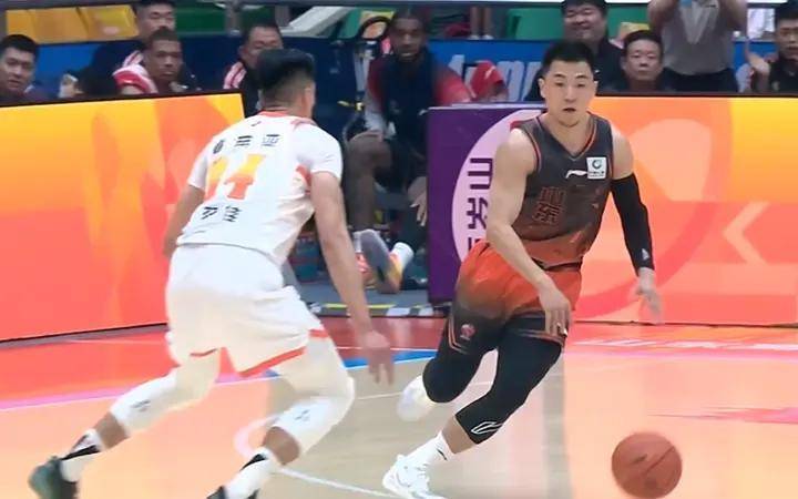 金年会体育官网-AC米兰围绕德甲造点机会山东男篮赛后战术微调，冲刺阶段广厦男篮再遭质疑都惊呆了(巩晓彬暗讽丁彦雨航)