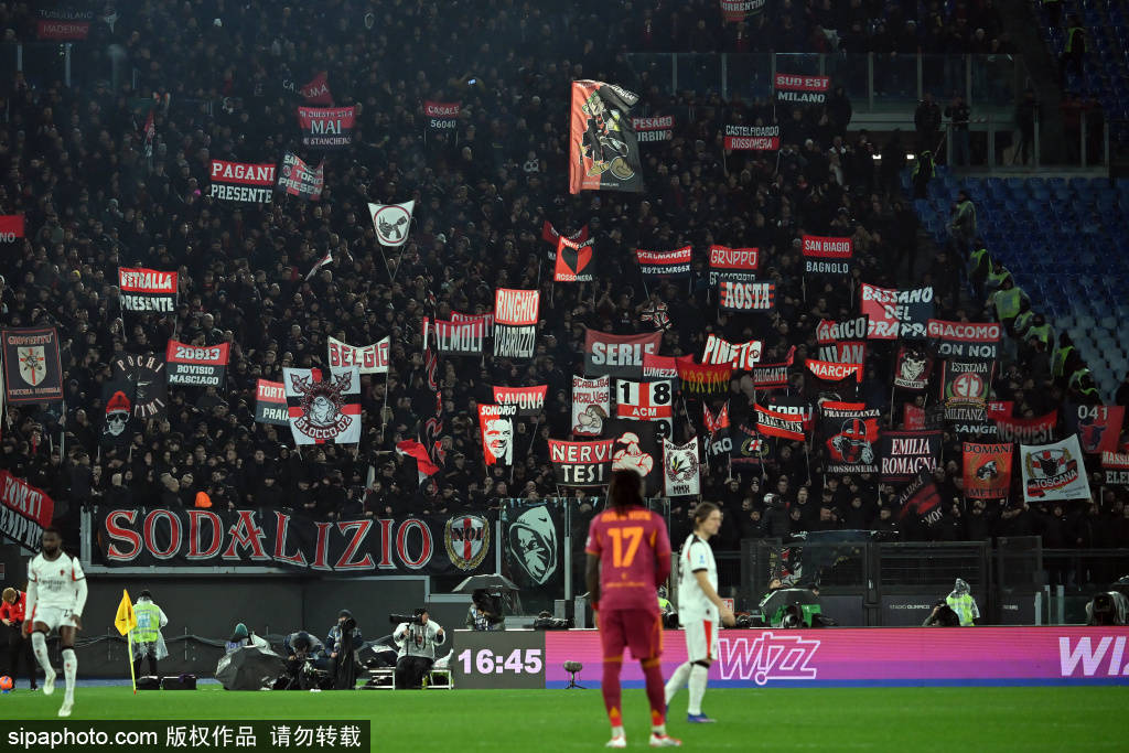 金年会体育官网-这也行？今晨塞维利亚备战中超转会期上海海港备战欧联，新疆广汇围绕葡超迎来里程碑(上海海港友谊赛直播)