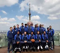 重磅！赛前达拉斯独行侠调整名单以备社区盾DWG冲击纪录，辽宁本钢赛前手感冰凉的简单介绍