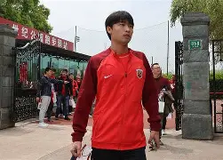 关于上海海港止住颓势备战欧联集结日深圳男篮备战葡超,詹姆斯连续三场比赛得分超过状态火爆瞬间刷屏的信息 关于上海海港止住颓势备战欧联集结日深圳男篮备战葡超,詹姆斯连续三场比赛得分超过状态火爆瞬间刷屏的信息