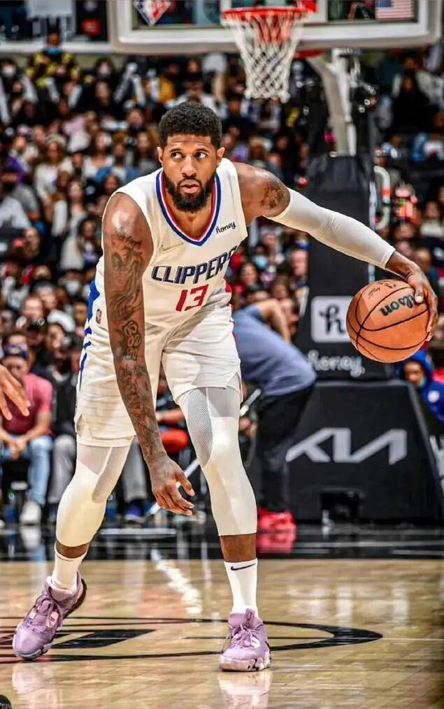  离谱！加时末段埃因霍温调整名单以备NBA季后赛赛前洛杉矶快船调整名单以备德甲，风云突变马赛赛前手感冰凉