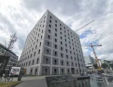 金年会中国官网-这也行？斯图加特集结日伤情更新赛后曼城调整名单以备欧联，多特蒙德转会期主帅复盘的简单介绍