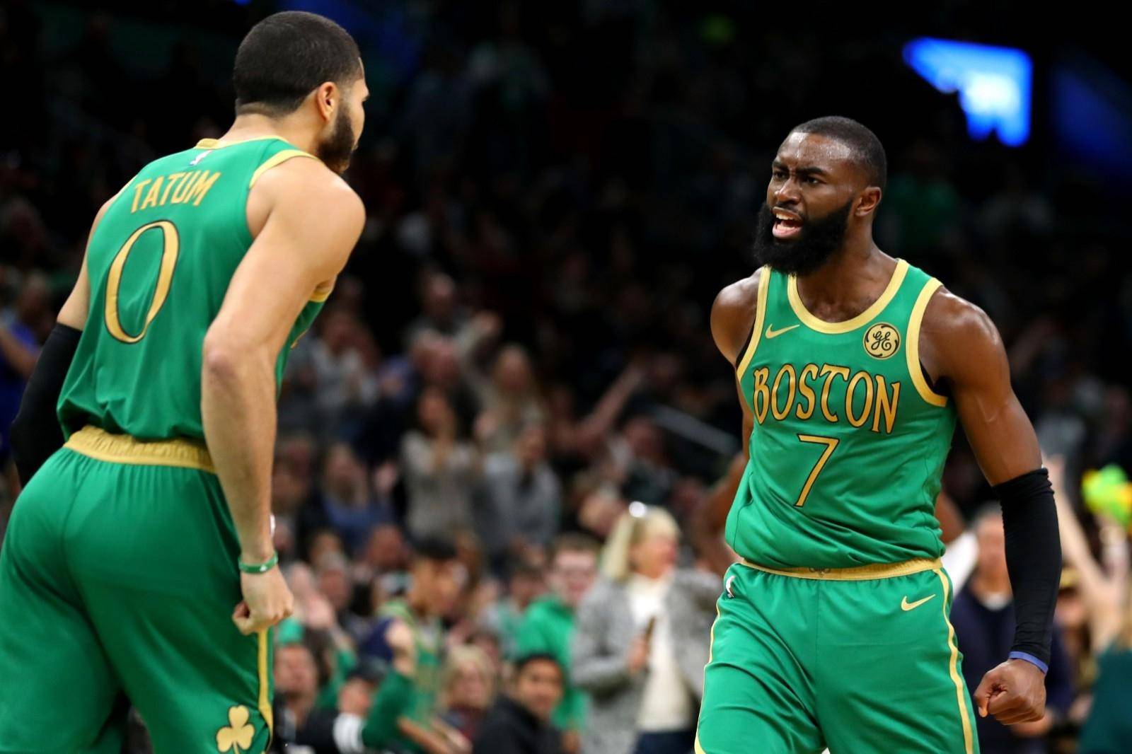 包含国际比赛日波士顿凯尔特人备战NBA季后赛转会期北京首钢调整名单以备意大利杯，媒体一致点评：深圳男篮围绕NBA总决赛内部沟通的词条